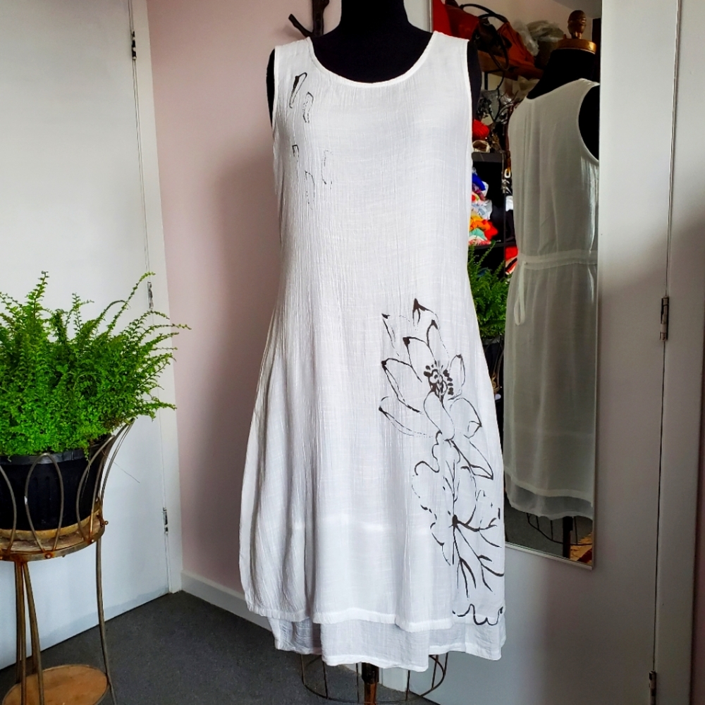 Lined dress with pockets